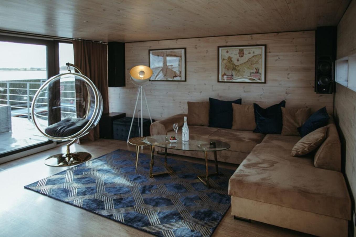 Domki na wodzie - Grand HT Houseboats - with sauna, jacuzzi&massage chair Mielno  Buitenkant foto